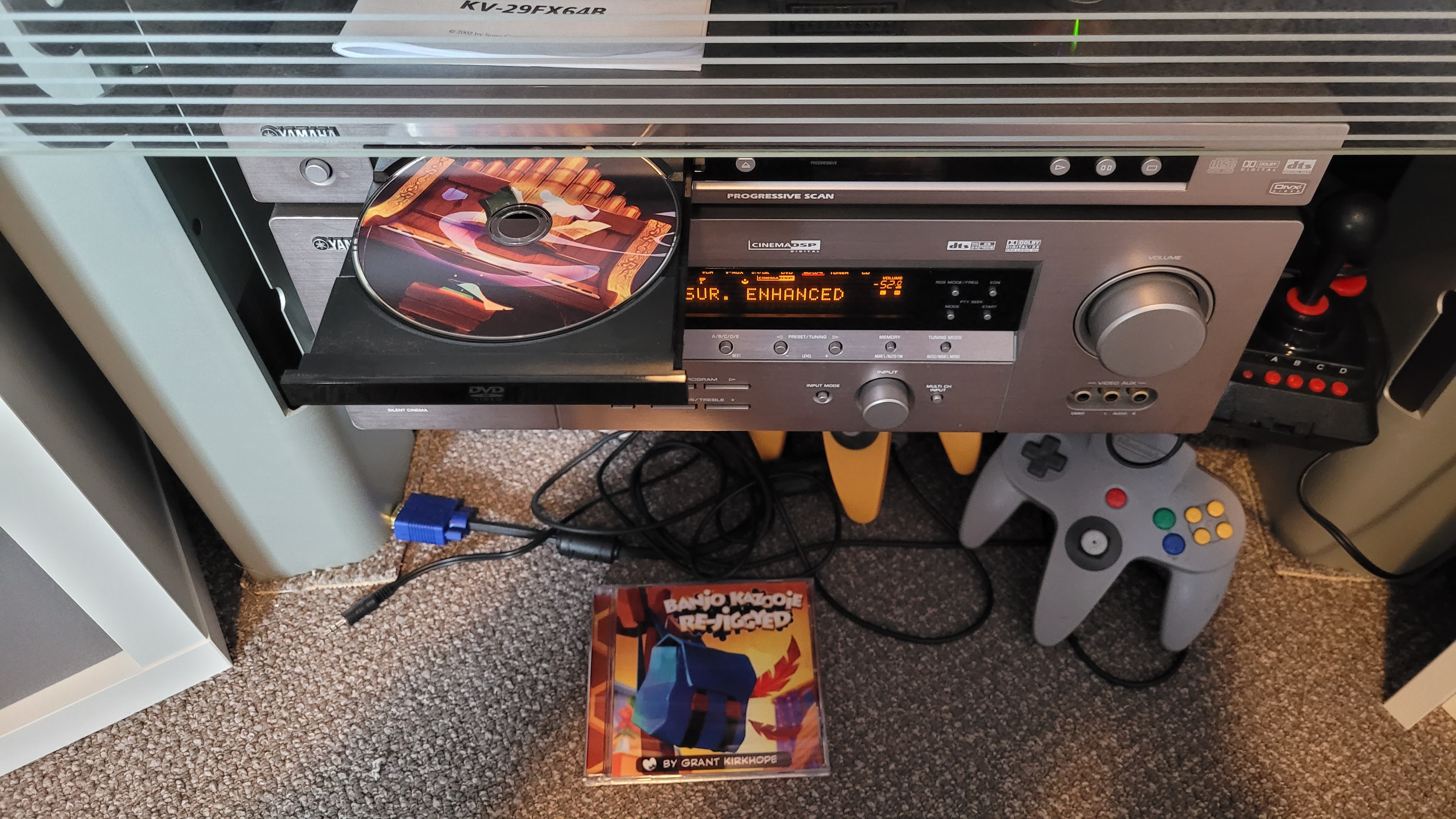 Banjo Kazooie on my new old Yamaha